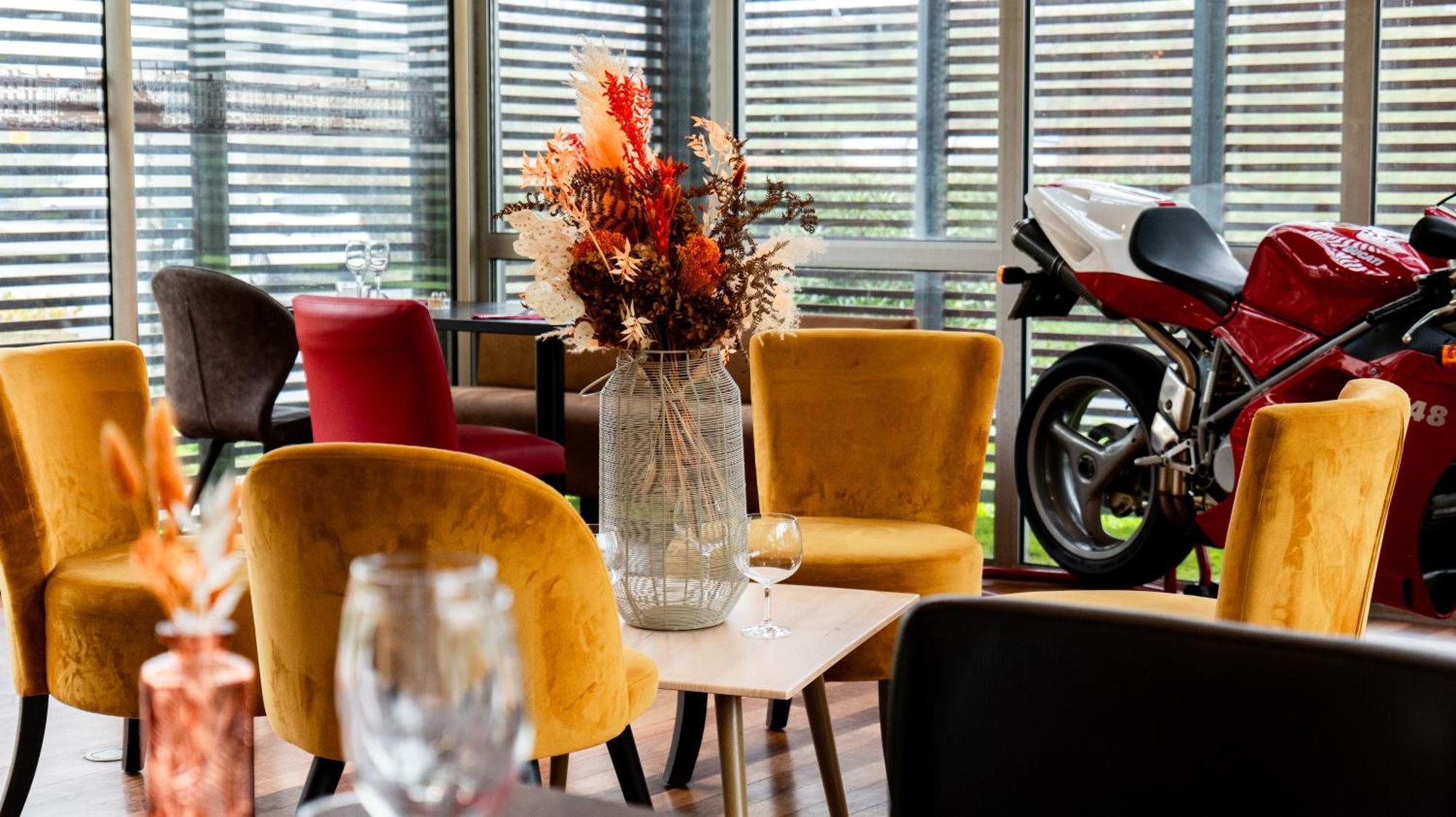 Hotel Les Genets Bayonne Luaran gambar