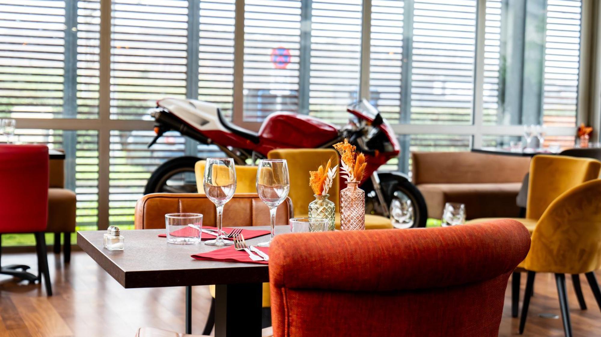 Hotel Les Genets Bayonne Luaran gambar